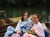 http://www.travelingshoe.com/photos/oxford/punting/Punting - 11.jpg