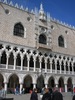 http://www.travelingshoe.com/photos/italy/venice/(mt) Venice-4.jpg